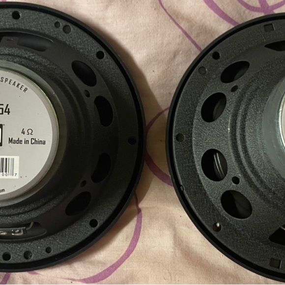 Dual BT Touchscreen Stereo and speakers-New With No Box- - Picture 7 of 9